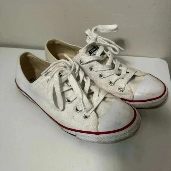 Converse  low cut white sneakers 7 - Picture 2 of 6